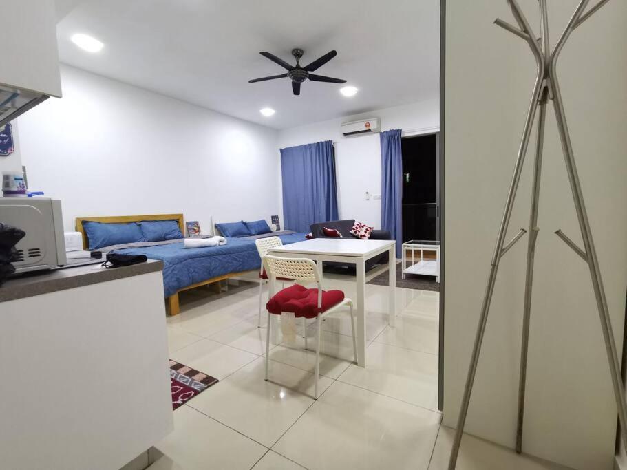 G-mat Staycation Free Wifi & Netflix Apartment *